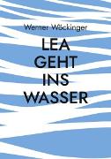 Lea geht ins Wasser