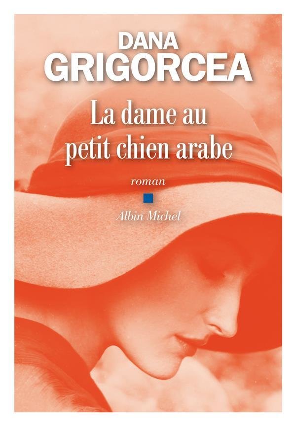 La dame au petit chien arabe