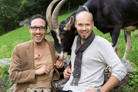 Geissbock Charly feiert Weihnachten, ein Duftbuch